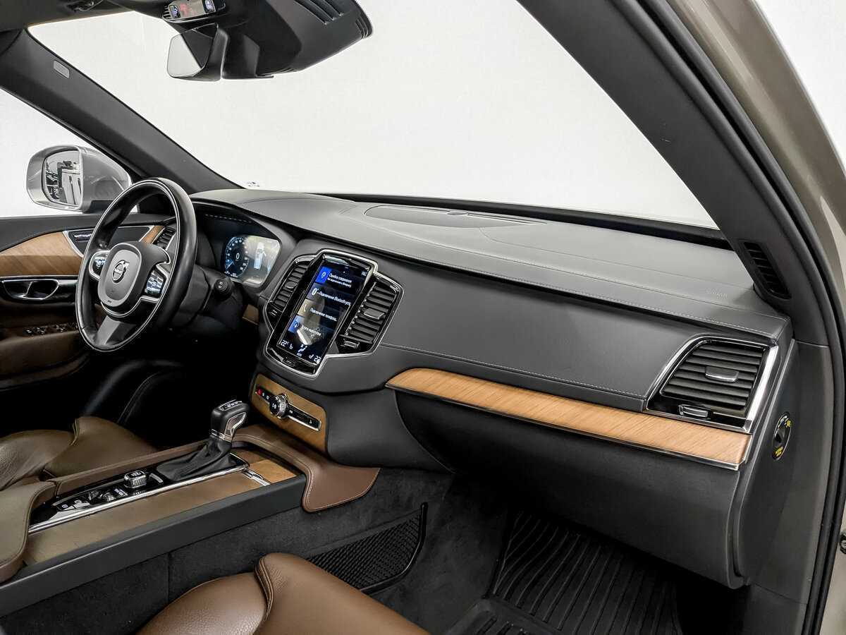 Volvo XC90, 2020 Фото №11