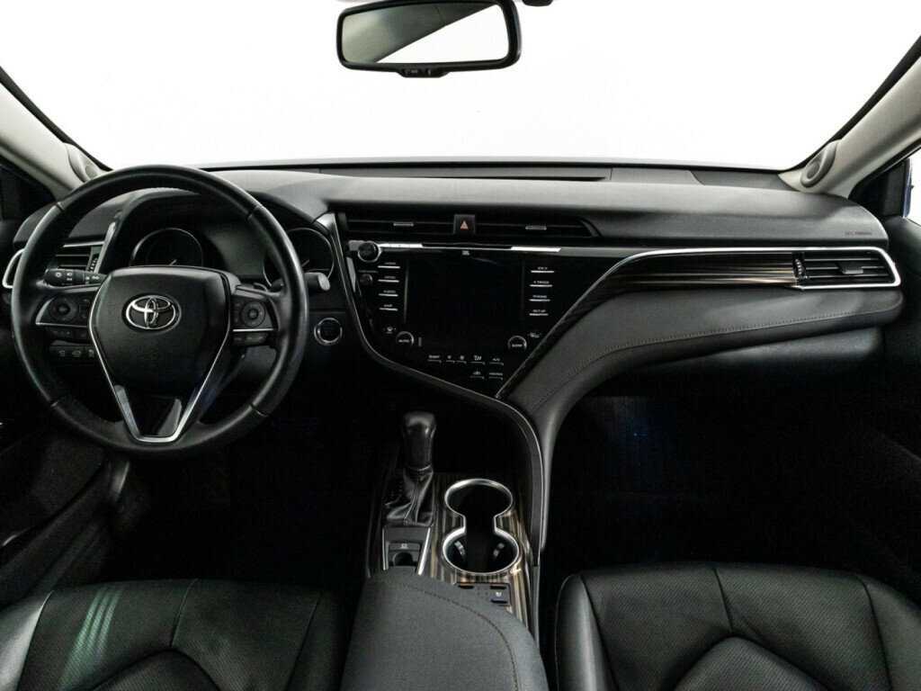 Toyota Camry, 2020 Фото №12