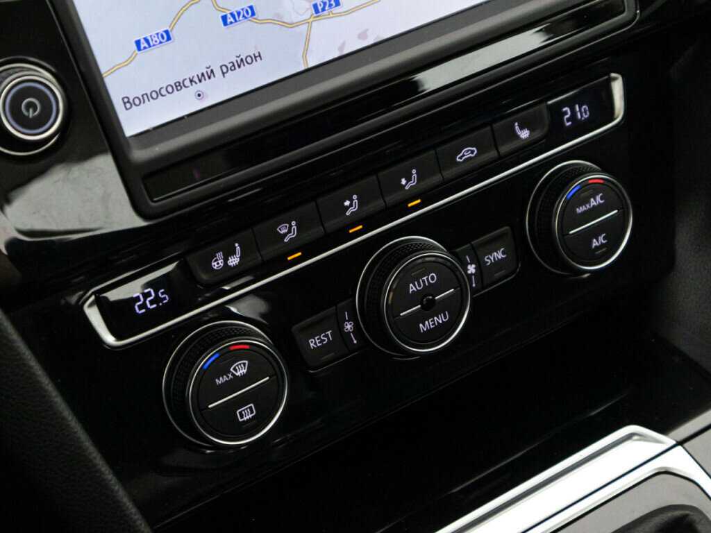 Volkswagen Passat, 2016 Фото №18