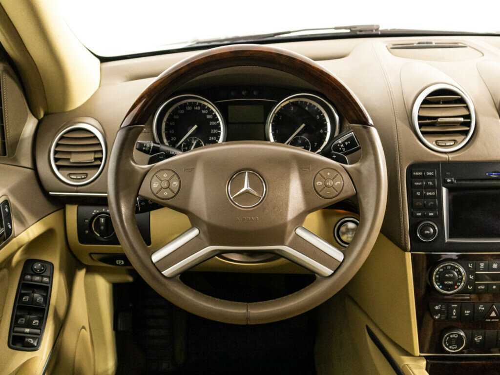 Mercedes-Benz GL-Класс 500, 2010 Фото №10