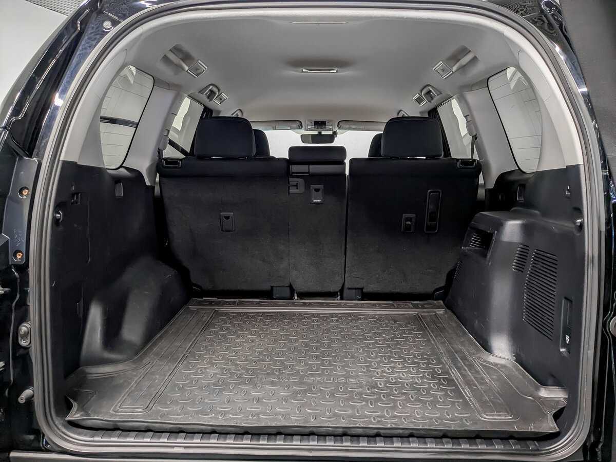 Toyota Land Cruiser Prado, 2021 Фото №10