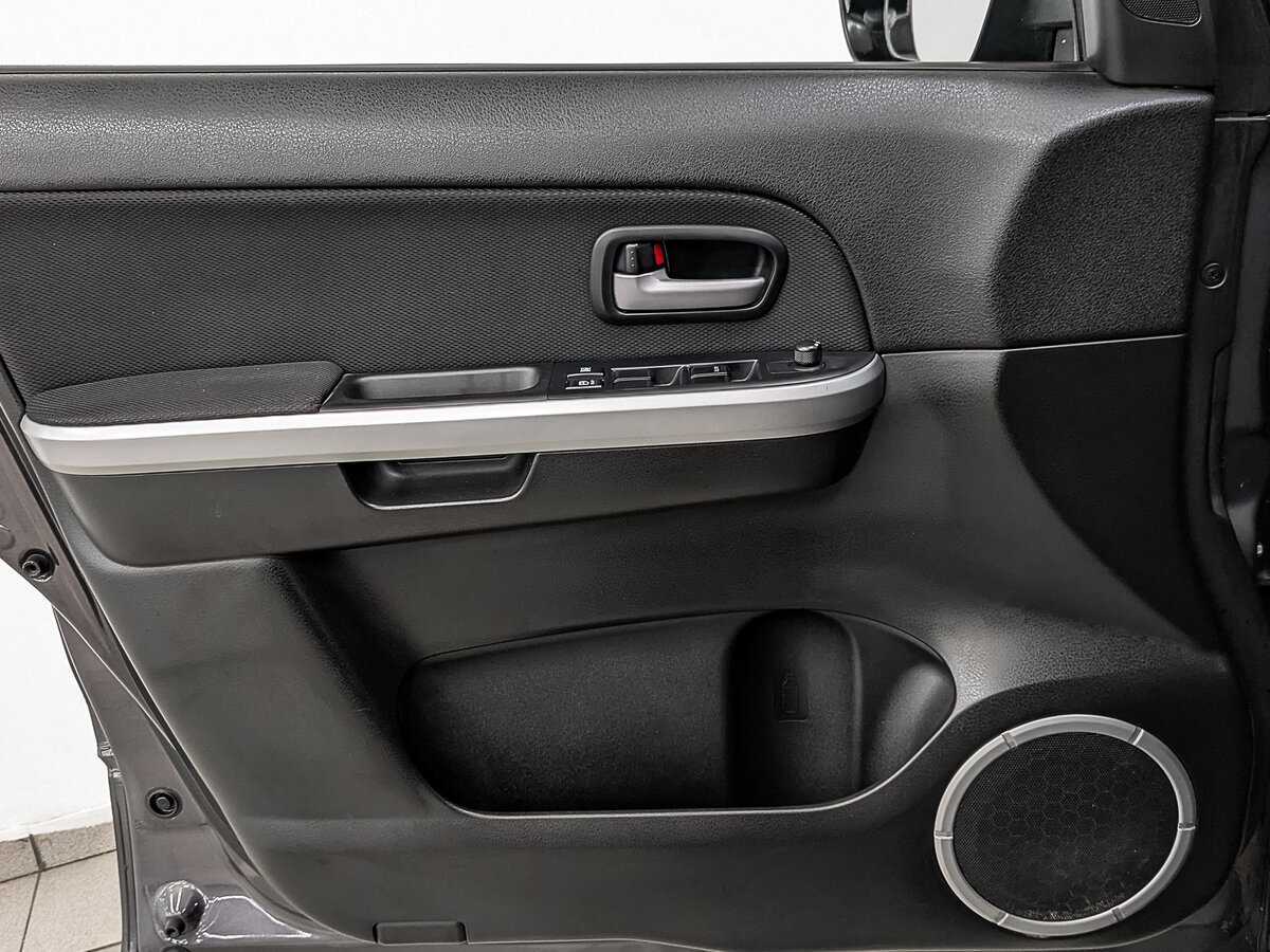 Suzuki Grand Vitara, 2011 Фото №18