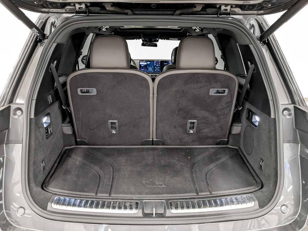 LiXiang L9 44.5 kWh, 2023 Фото №10