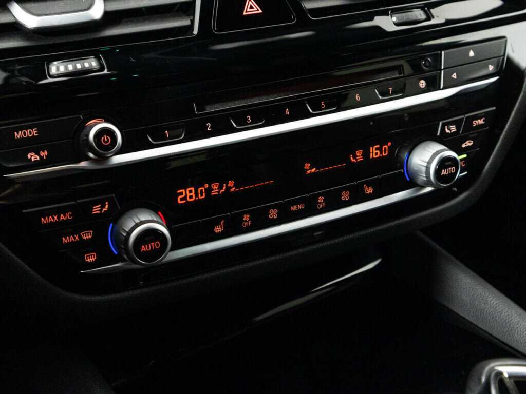 BMW 6 серии Gran Turismo 630d xDrive, 2018 Фото №20