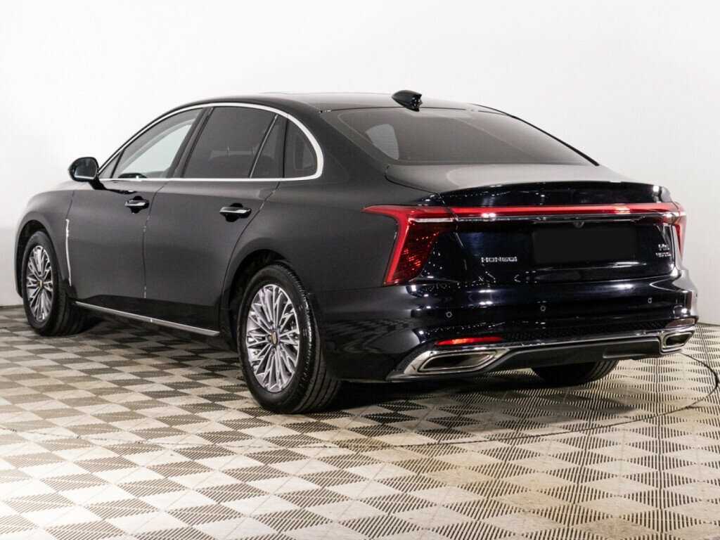 Hongqi H5, 2023 - 35 619 км. | Фото №7