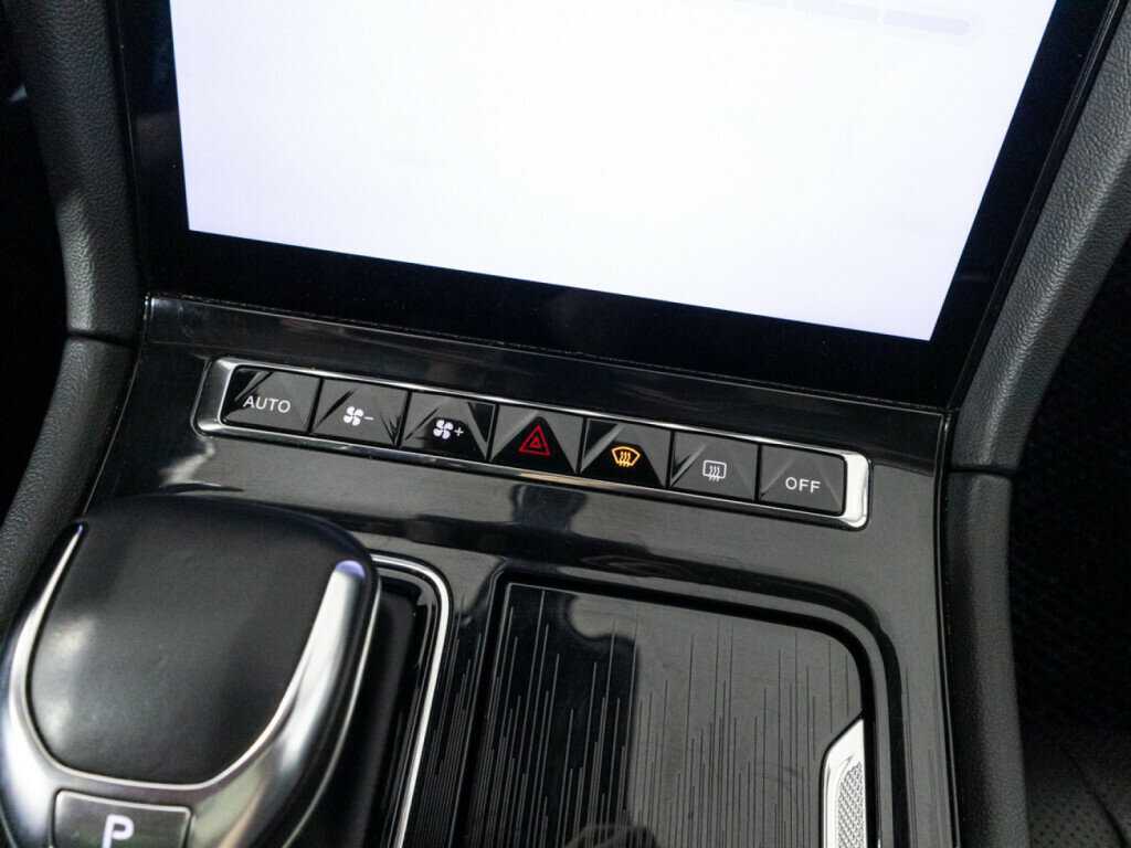 Hongqi H5, 2023 Фото №17