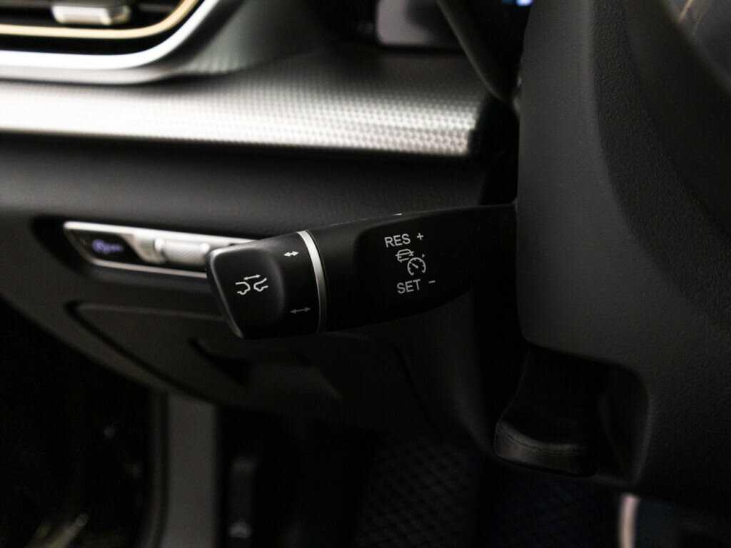 Hongqi H5, 2023 Фото №19