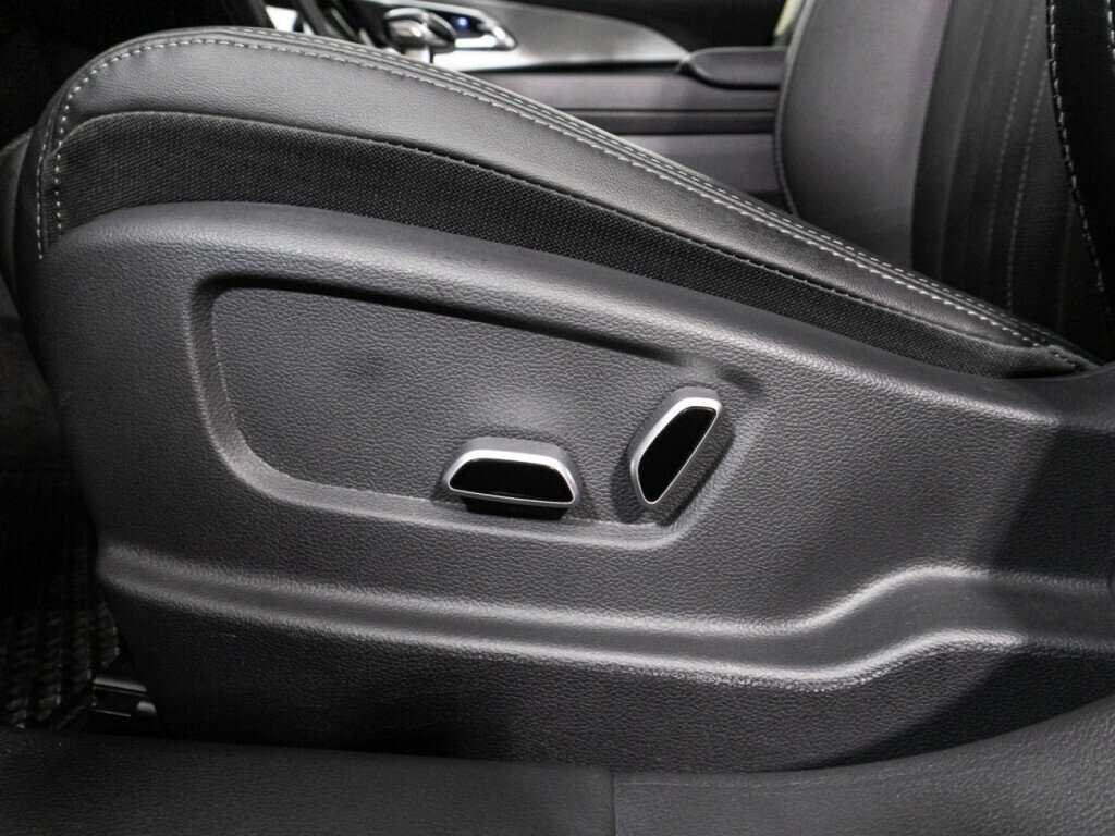 Hongqi H5, 2023 Фото №22