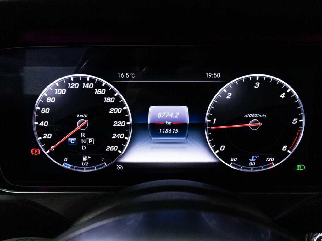 Mercedes-Benz E-Класс 220 d, 2019 Фото №12