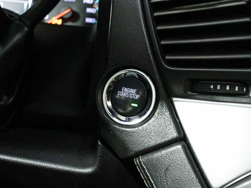 Chevrolet Tahoe, 2016 Фото №16