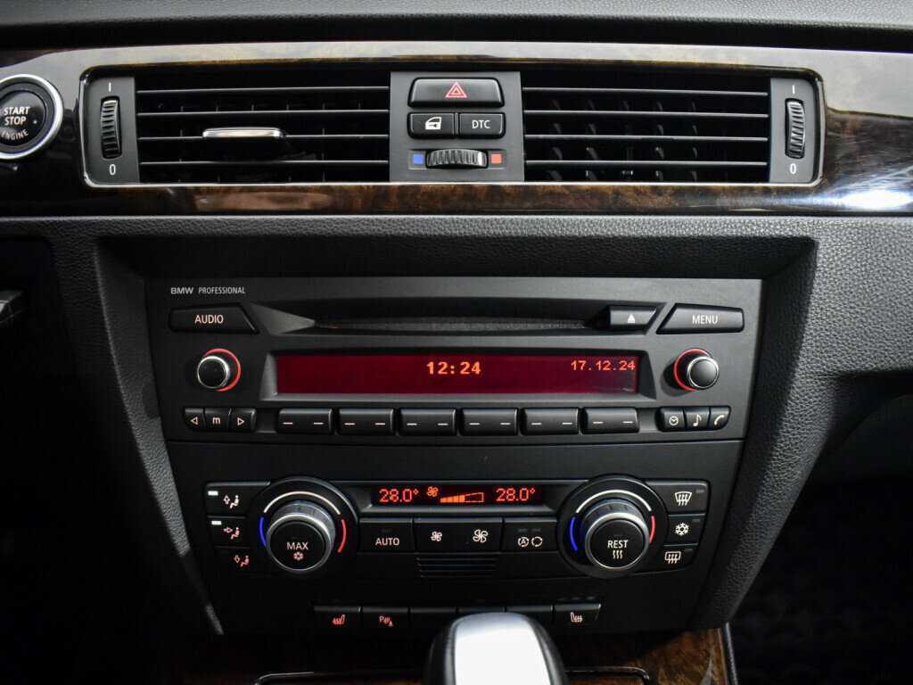 BMW 3 серии 325xi, 2009 Фото №15