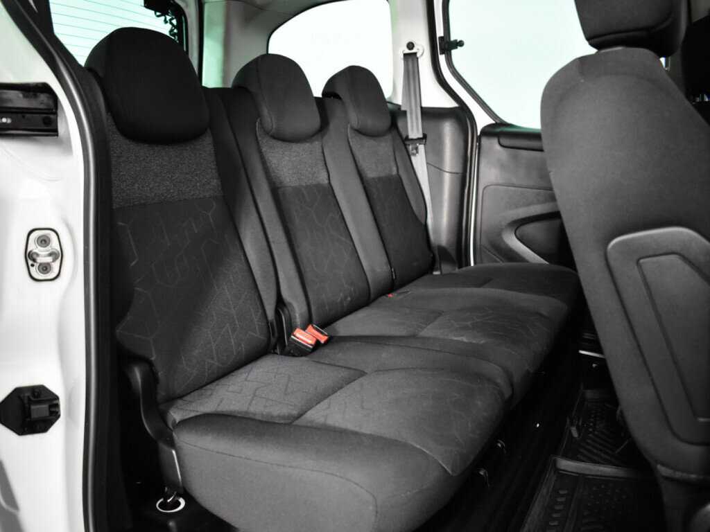 Peugeot Partner, 2018 Фото №10