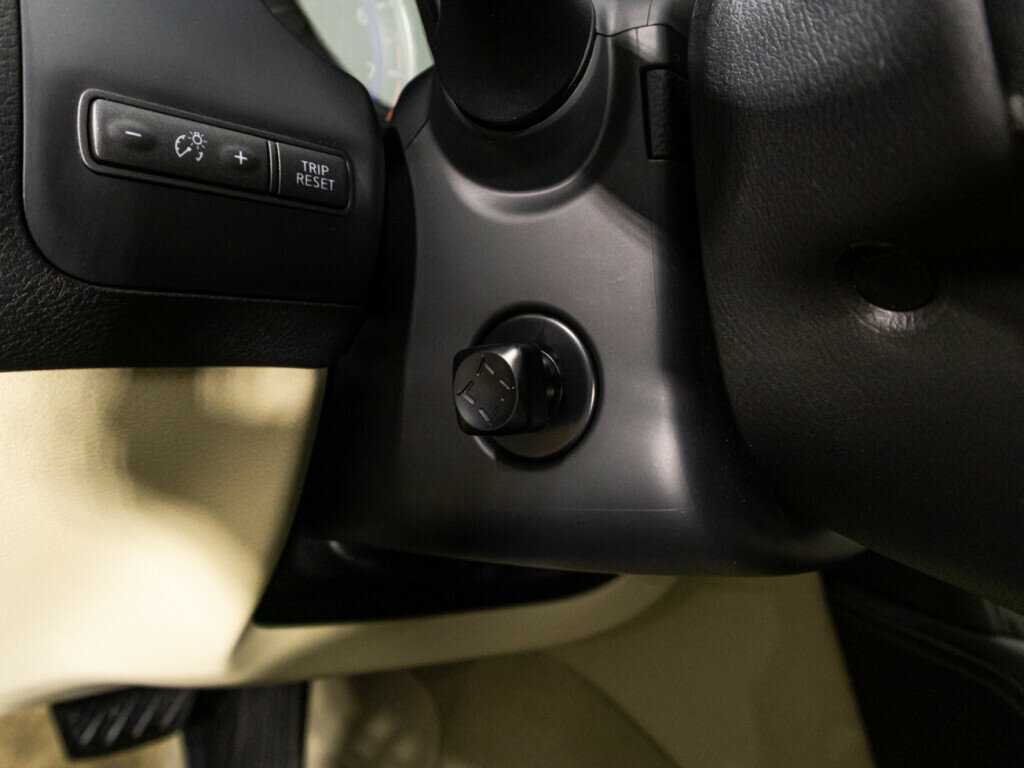 Infiniti Q50, 2015 Фото №18