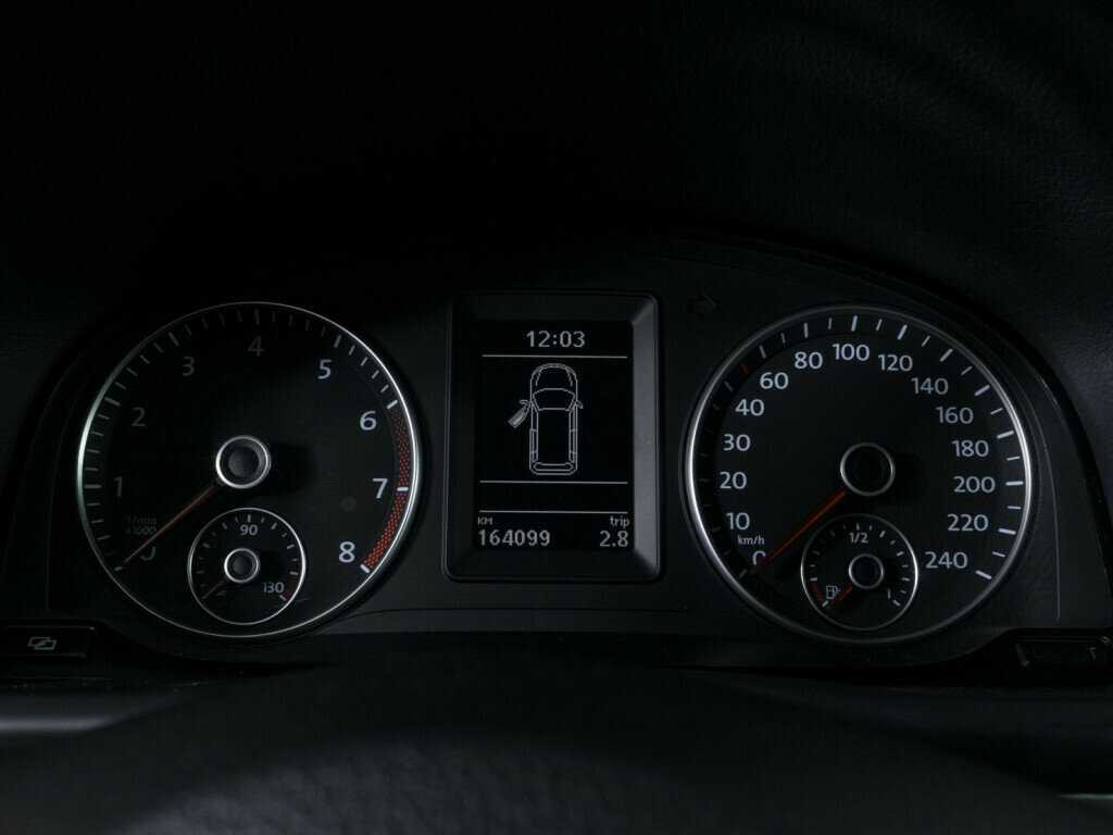 Volkswagen Touran, 2011 Фото №11