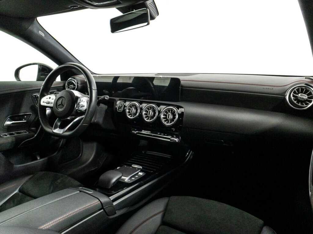 Mercedes-Benz CLA 200, 2020 Фото №9
