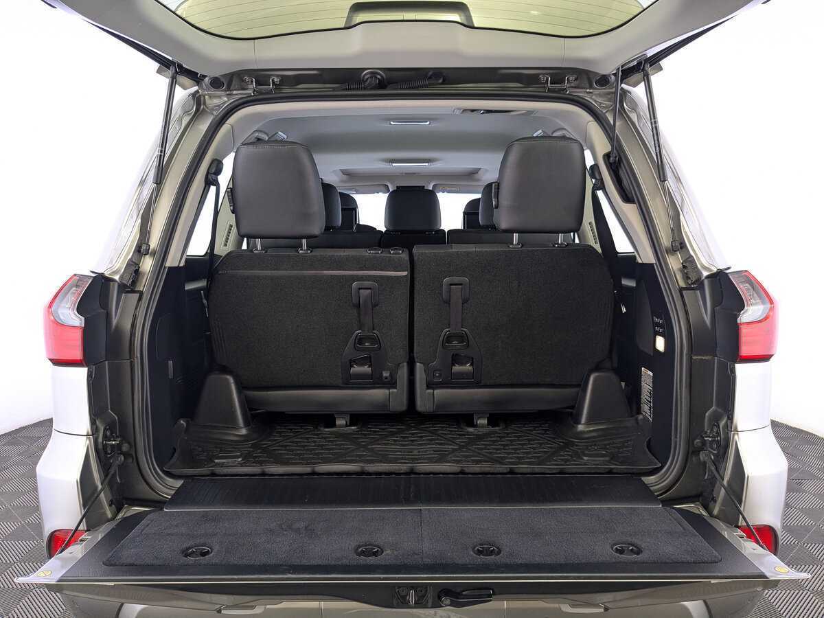 Lexus LX 570, 2016 Фото №10