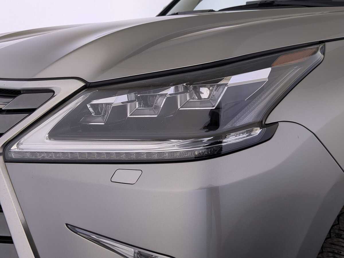 Lexus LX 570, 2016 Фото №11
