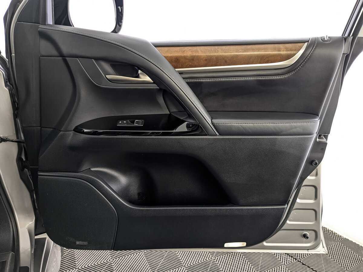 Lexus LX 570, 2016 Фото №25