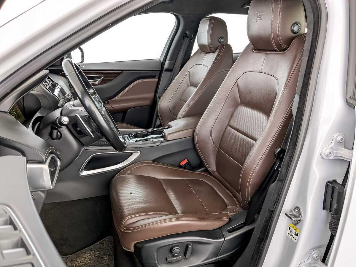 Jaguar F-Pace, 2016 Фото №20