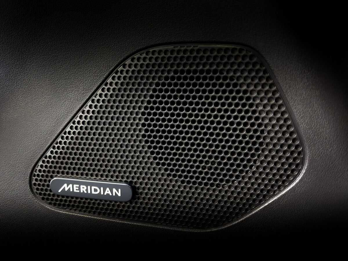 Jaguar F-Pace, 2016 Фото №28