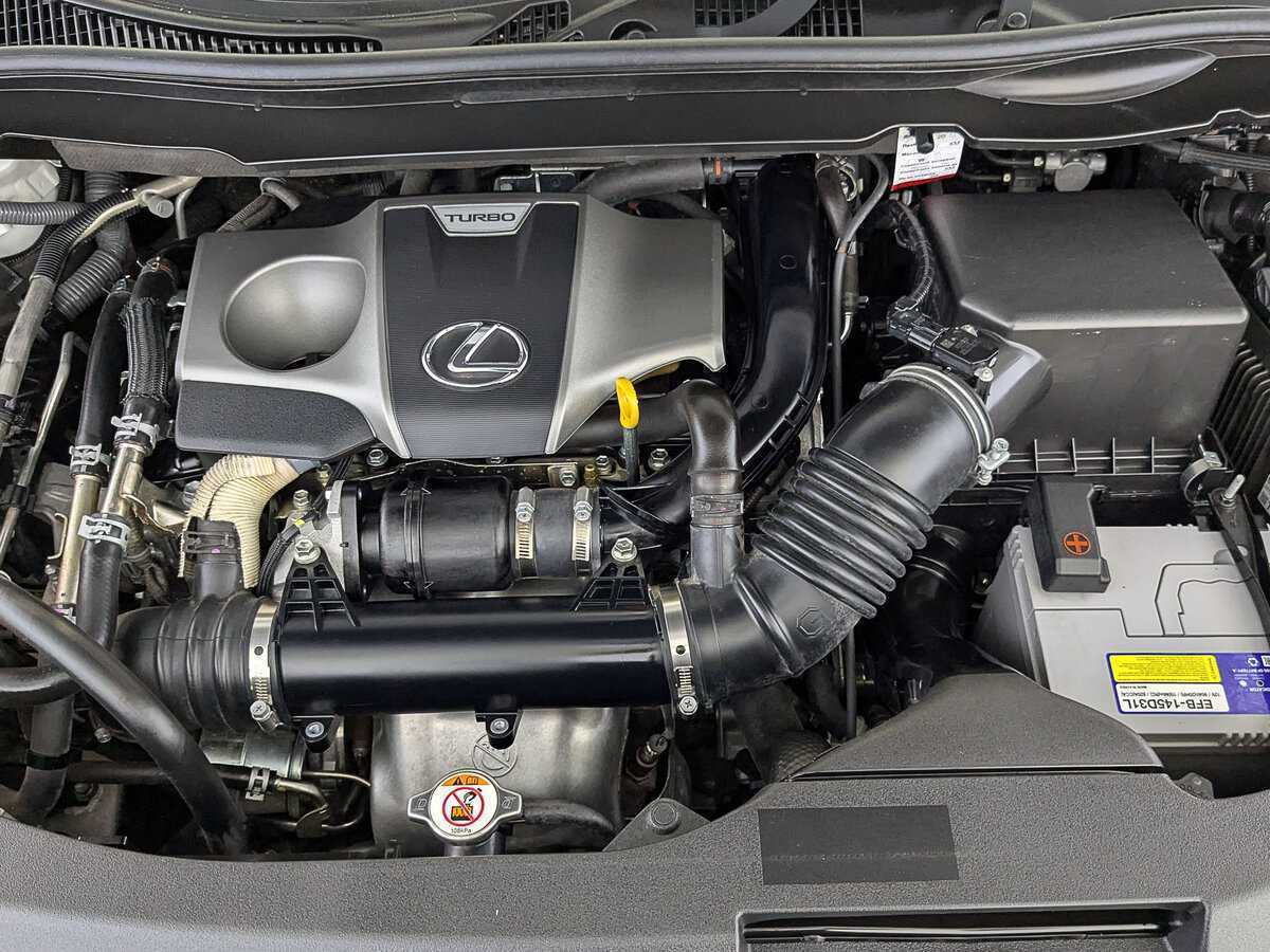 Lexus RX 200t, 2017 Фото №9