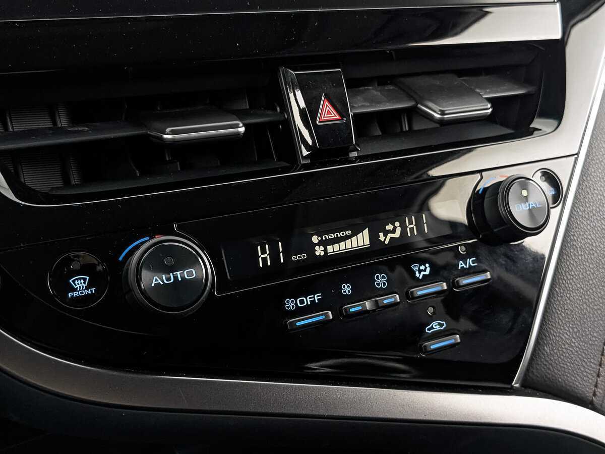 Toyota Camry, 2023 Фото №21