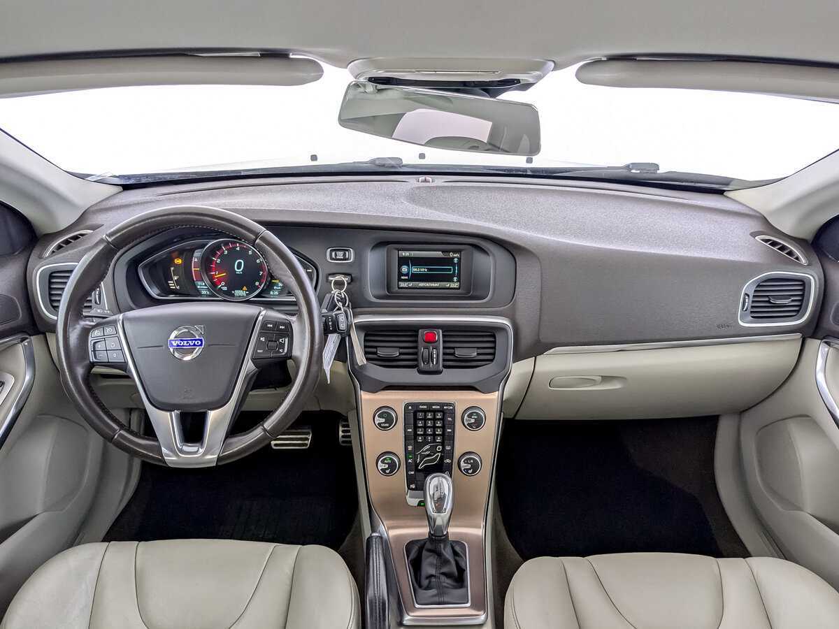 Volvo V40, 2013 Фото №14