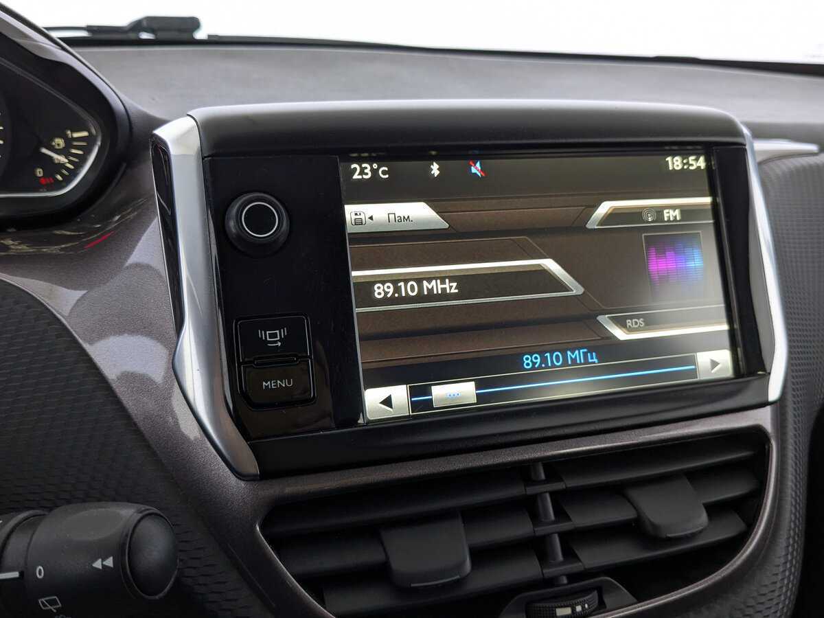 Peugeot 2008, 2014 Фото №26