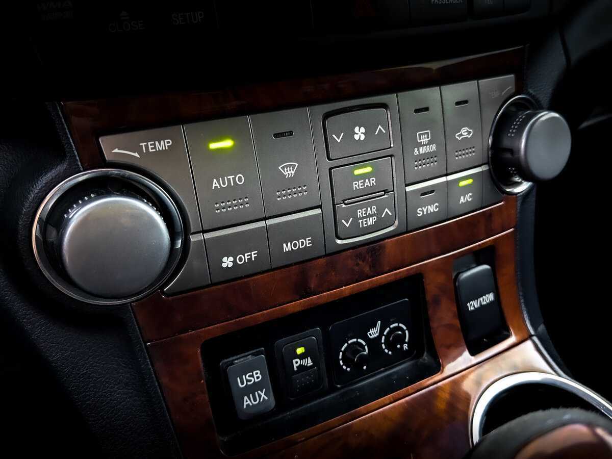 Toyota Highlander, 2011 Фото №25
