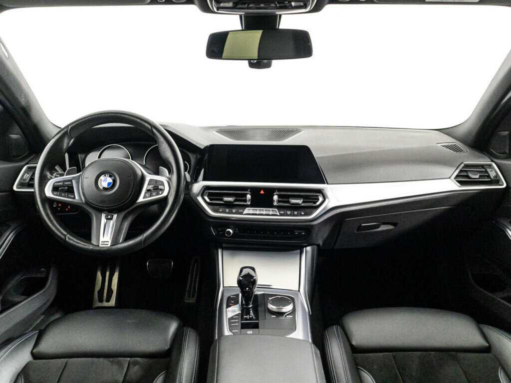BMW 3 серии 330i, 2019 Фото №13