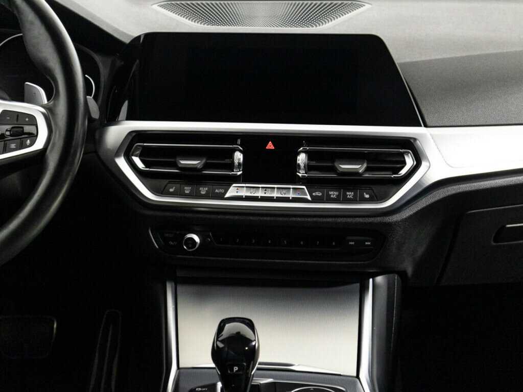 BMW 3 серии 330i, 2019 Фото №14