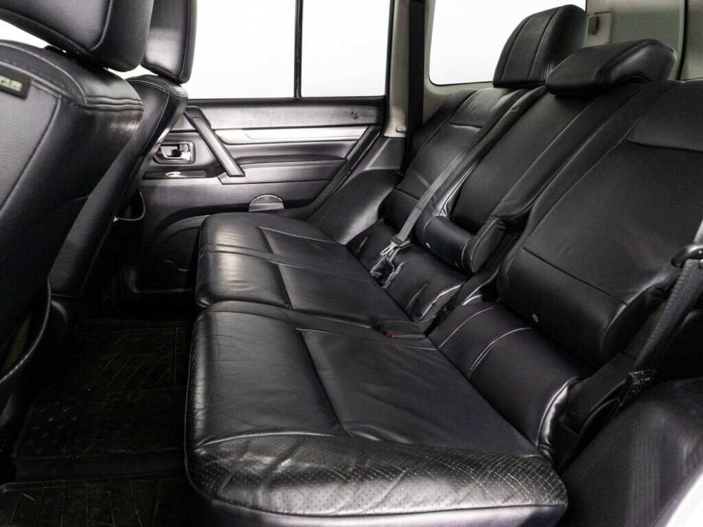 Mitsubishi Pajero, 2011 Фото №9