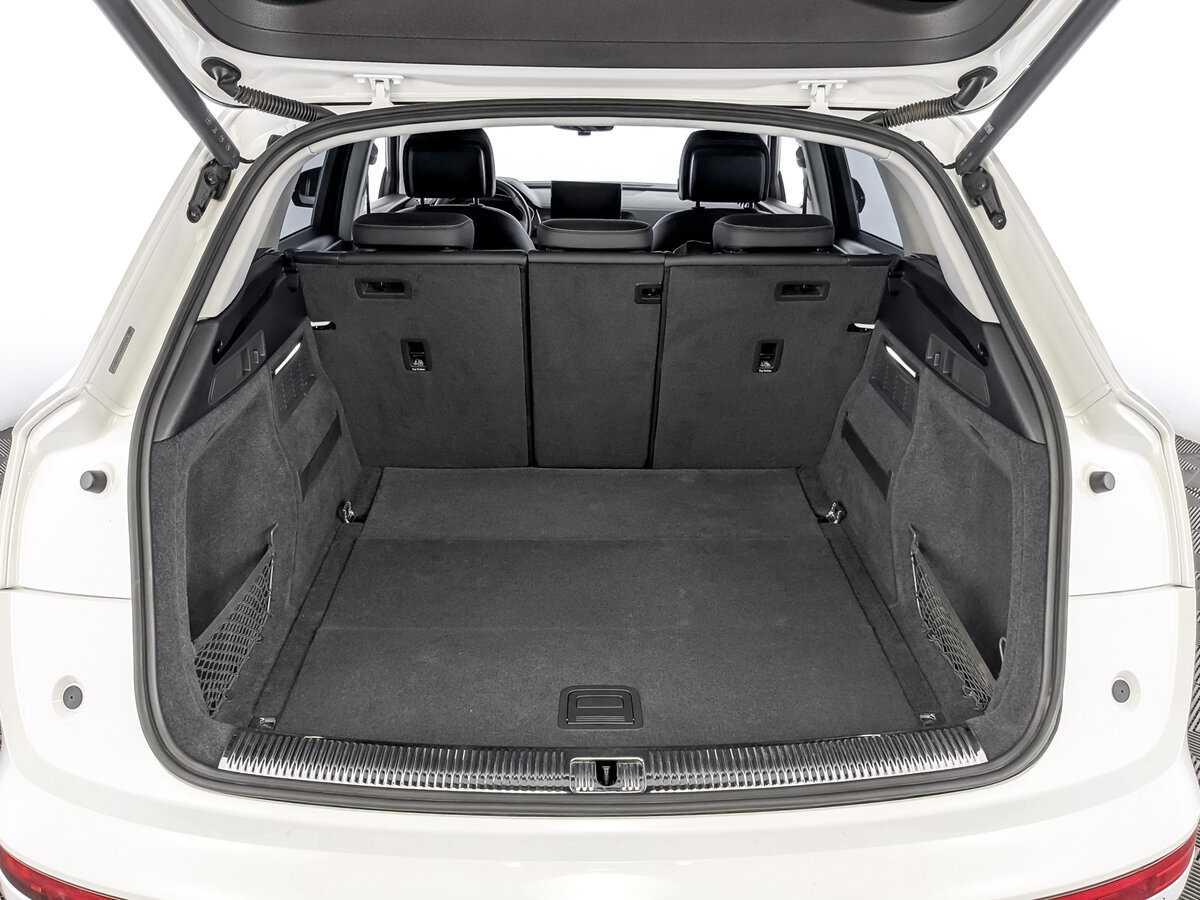 Audi Q5 L 40 TFSI, 2022 Фото №10