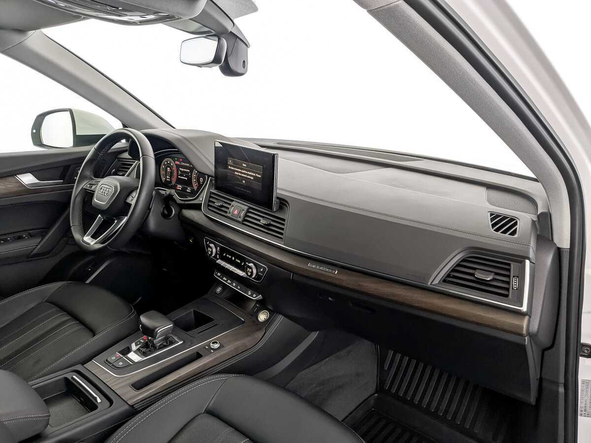 Audi Q5 L 40 TFSI, 2022 Фото №11