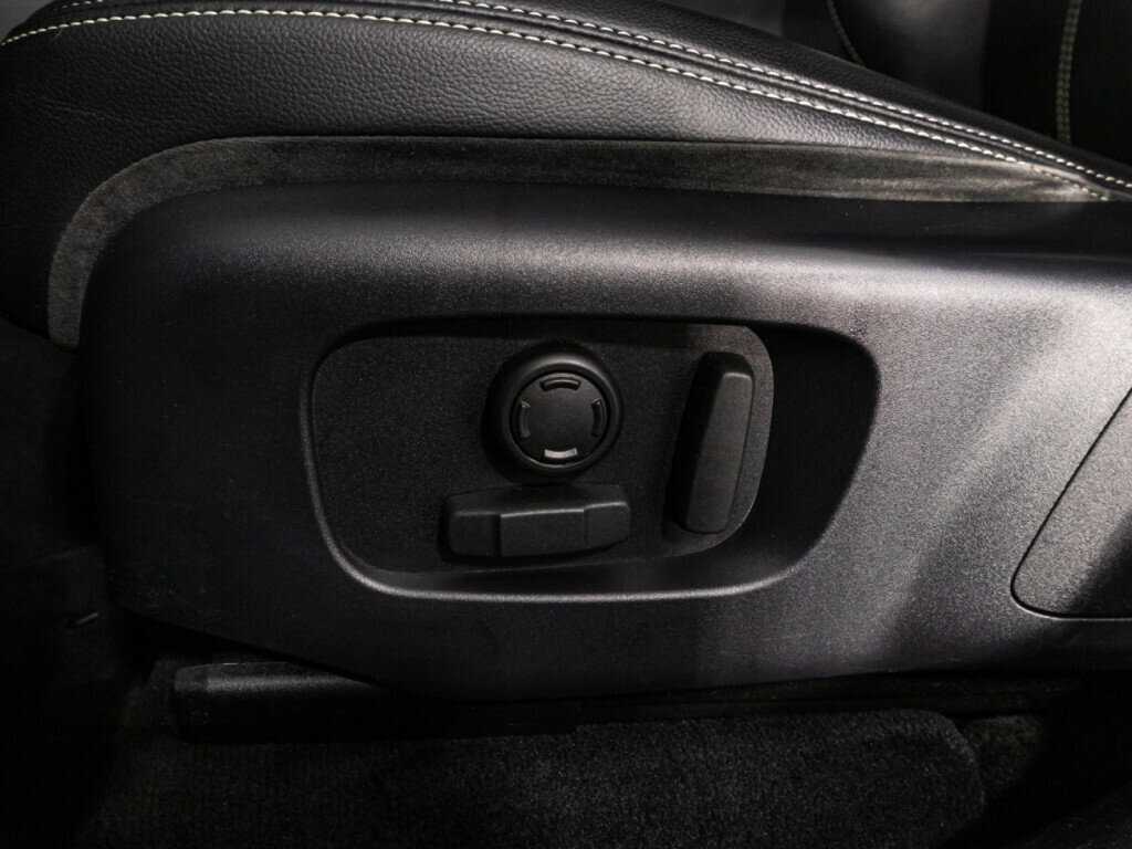 Land Rover Range Rover Velar, 2019 Фото №16