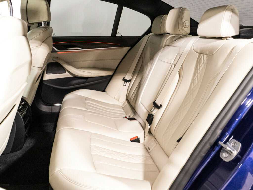 BMW 5 серии 530d xDrive, 2019 Фото №10