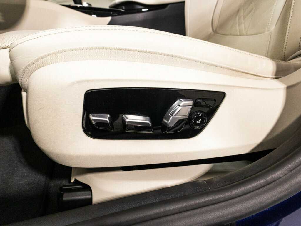 BMW 5 серии 530d xDrive, 2019 Фото №17