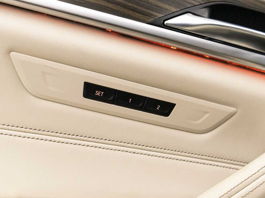 BMW 5 серии 530d xDrive, 2019 Фото №25