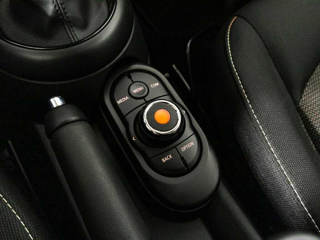 Mini Hatch Cooper, 2018 Фото №17