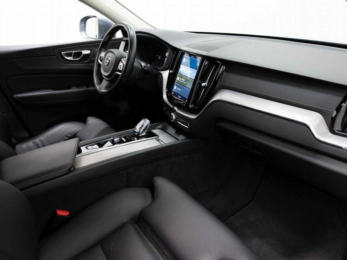 Volvo XC60, 2021 Фото №13