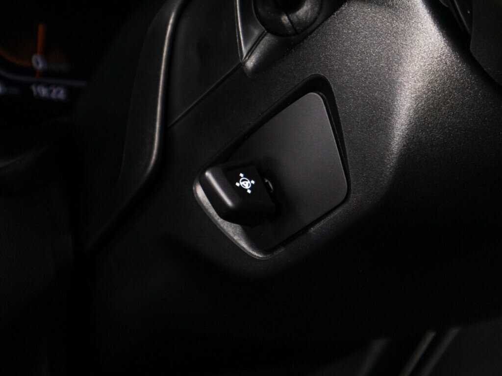 BMW 5 серии 530d xDrive, 2019 Фото №19