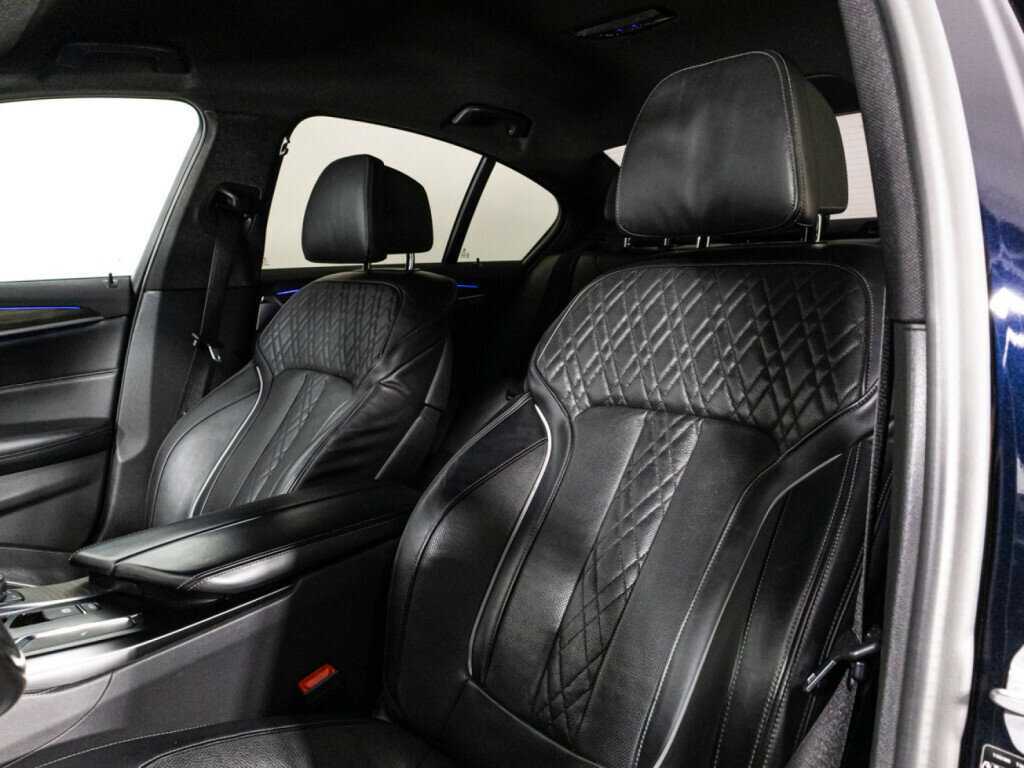 BMW 5 серии 530d xDrive, 2019 Фото №21