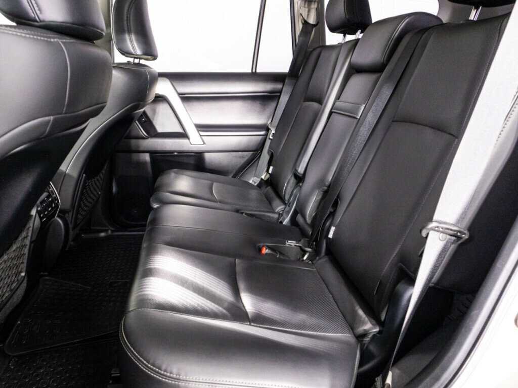 Toyota Land Cruiser Prado, 2019 - 205 741 км. | Фото №8