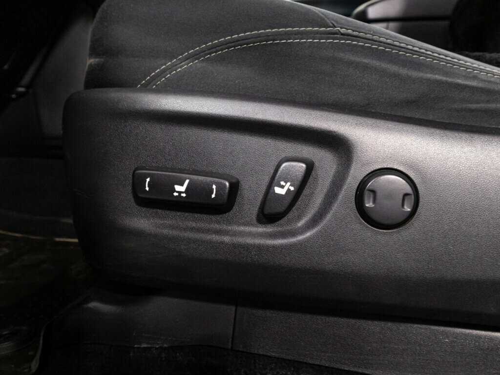 Toyota Land Cruiser Prado, 2021 Фото №15