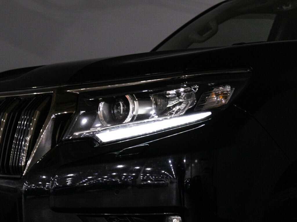 Toyota Land Cruiser Prado, 2021 Фото №23