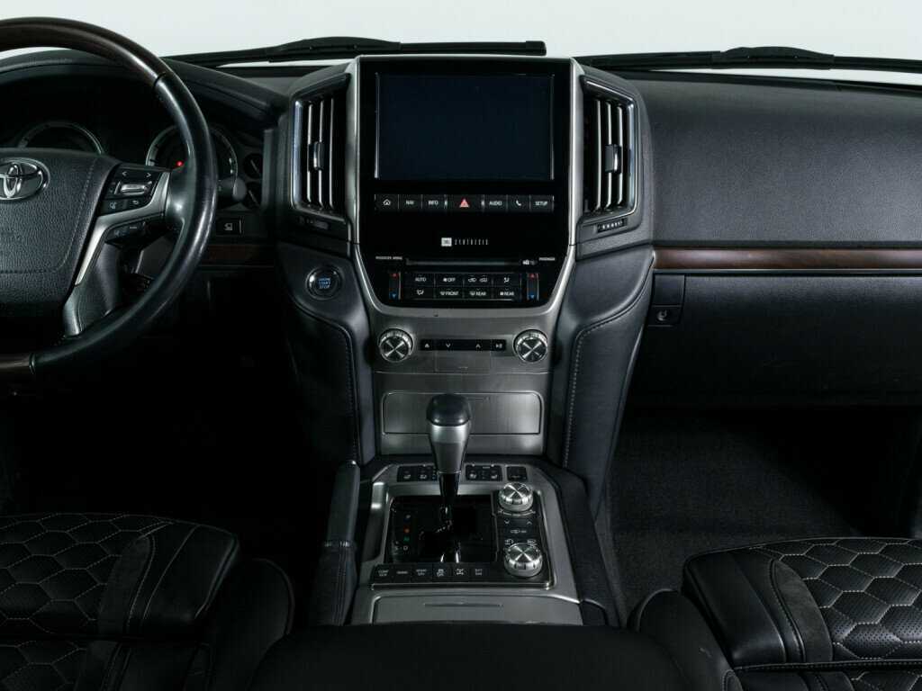 Toyota Land Cruiser, 2019 - 142 787 км. | Фото №8