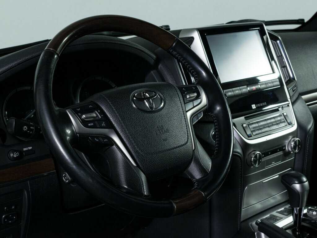 Toyota Land Cruiser, 2019 Фото №13