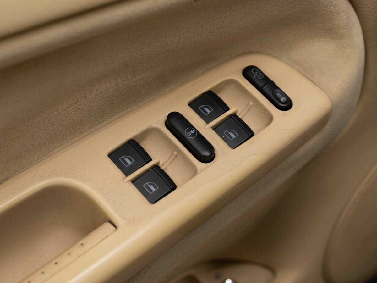 Volkswagen Passat, 2001 Фото №16
