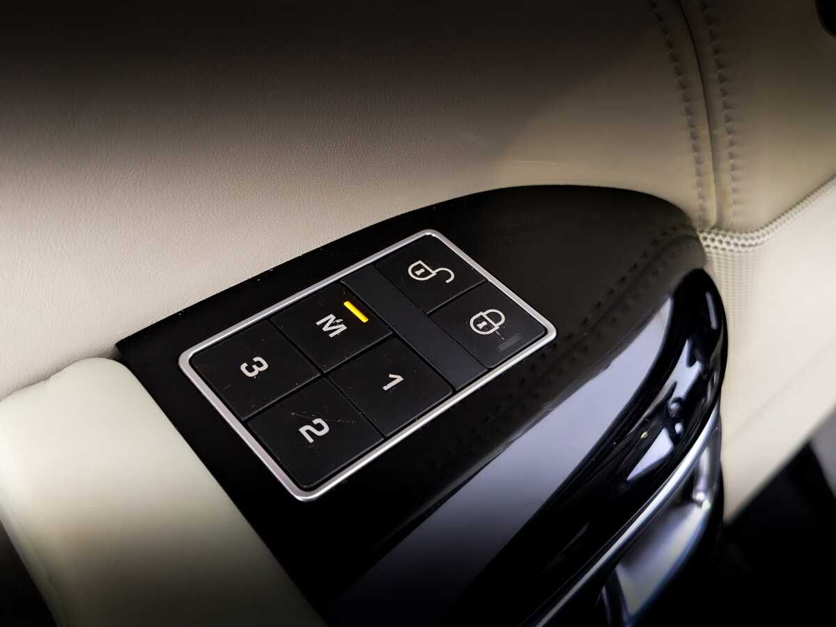 Land Rover Range Rover Long, 2015 Фото №22