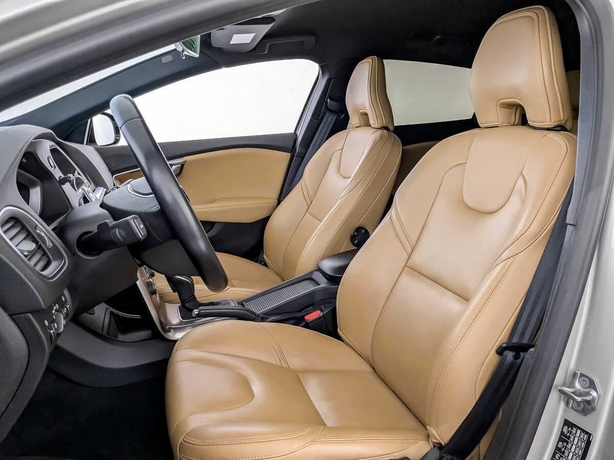 Volvo V40, 2018 Фото №20